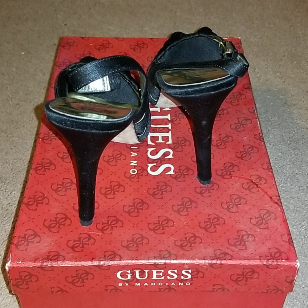 Heels - Picture 3 of 5